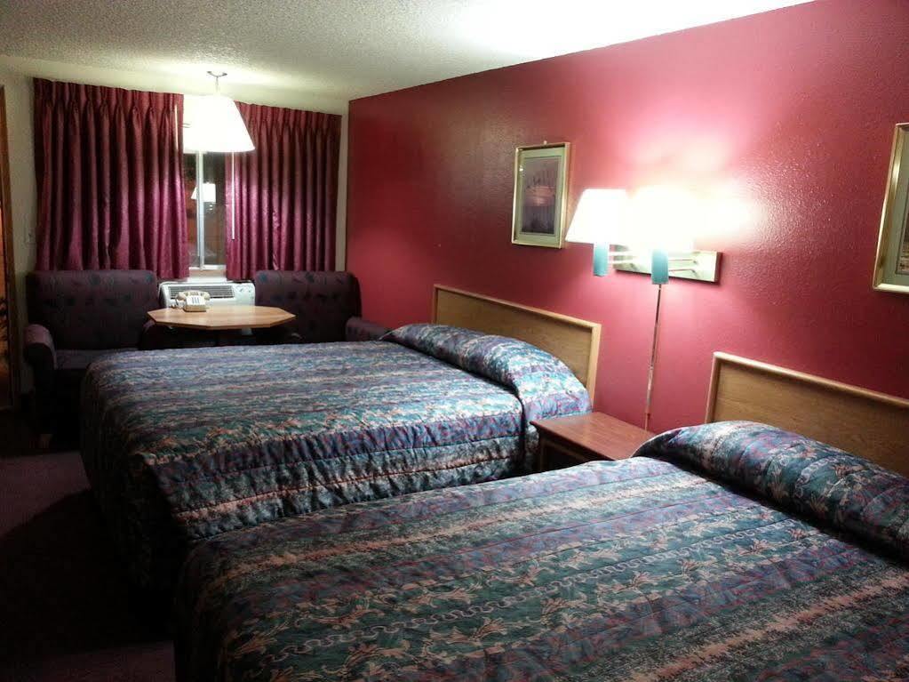 Willow Springs Motel Cheney エクステリア 写真